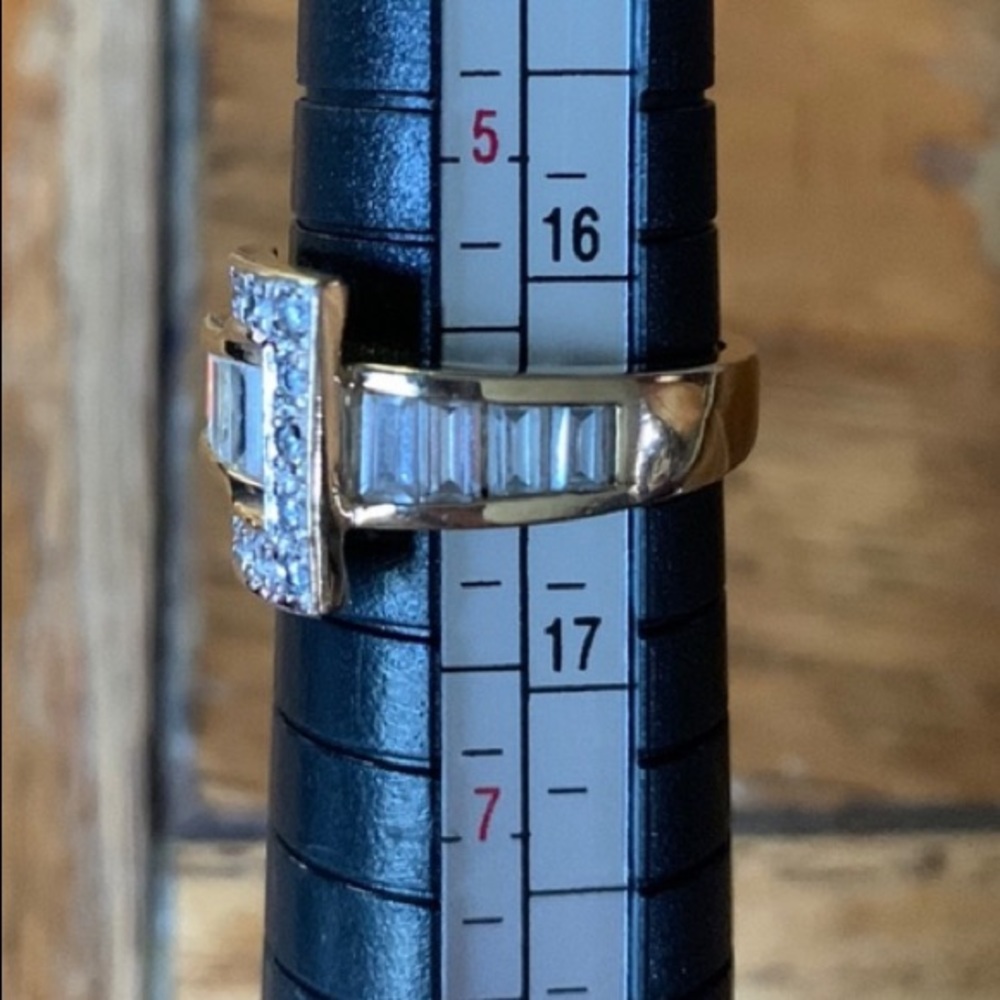 Buckle Ring - Picture 6 of 6